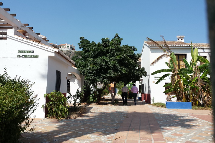 IU propone destinar a Centro de Día y Viviendas de Mayores las instalaciones de Turismo Tropical